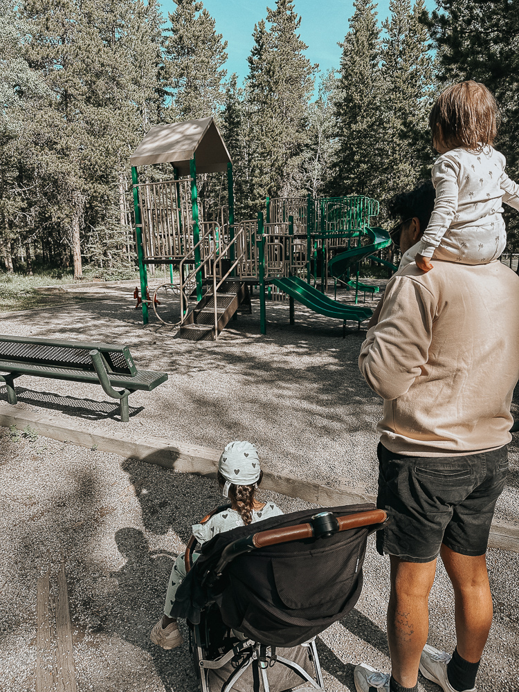 Mon Mode | Travel Blog | Pomeroy Kananaskis Mountain Lodge | Family Travel